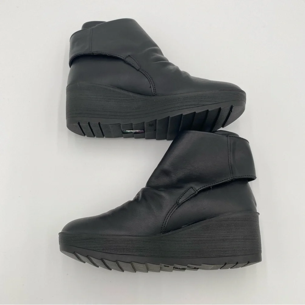 IGI&CO Women's Leather Wedge Heeled Ankle Booties Boots Shoes Black 6.5 (NWOT)